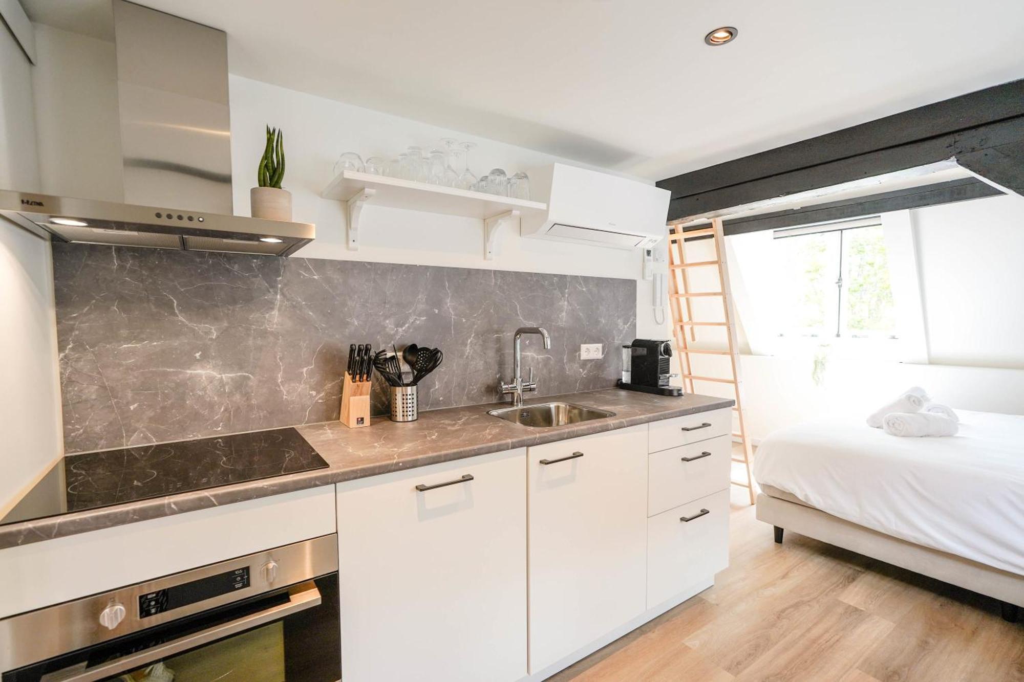 Beautiful Apartment With Loft Ντελφτ Εξωτερικό φωτογραφία