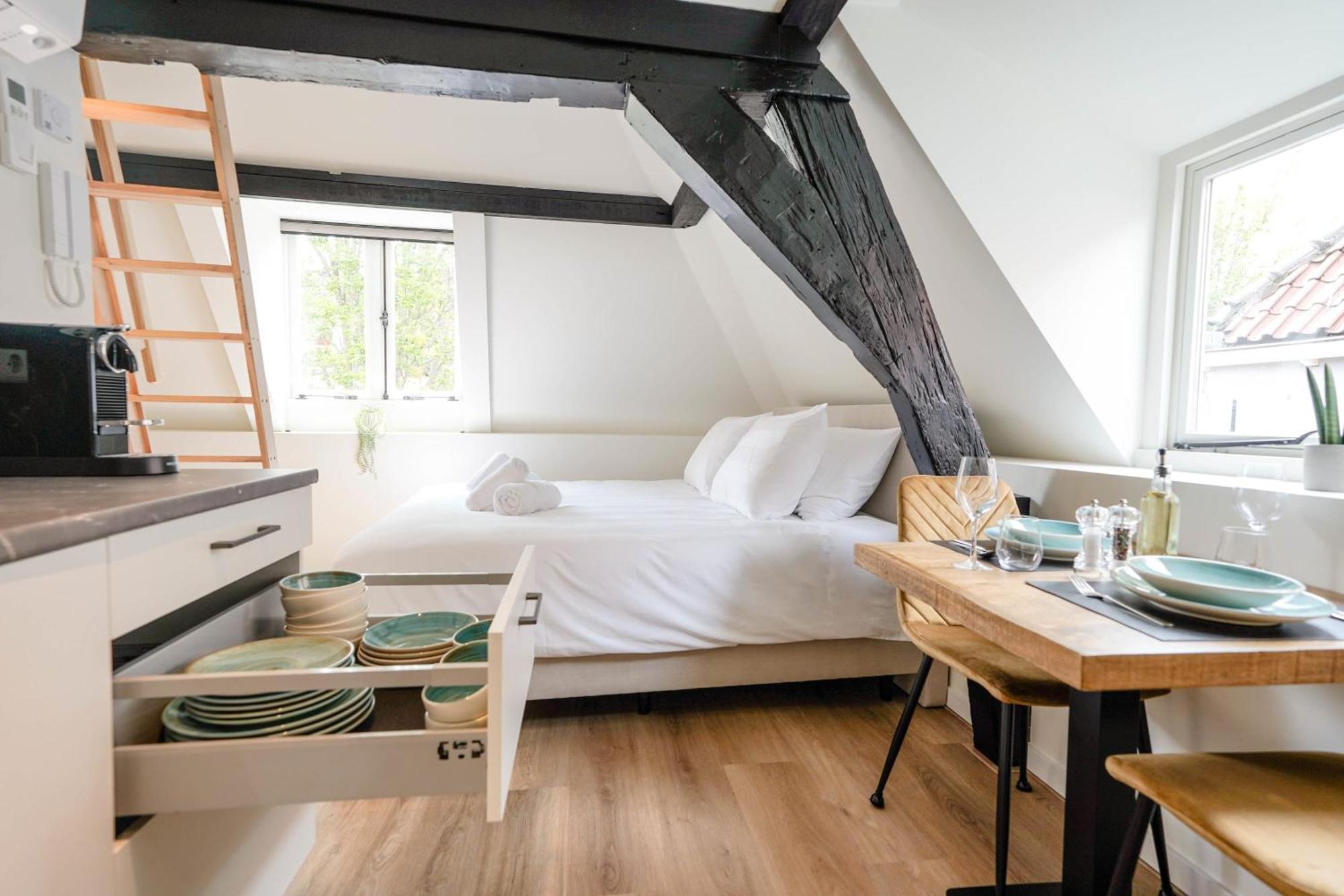Beautiful Apartment With Loft Ντελφτ Εξωτερικό φωτογραφία